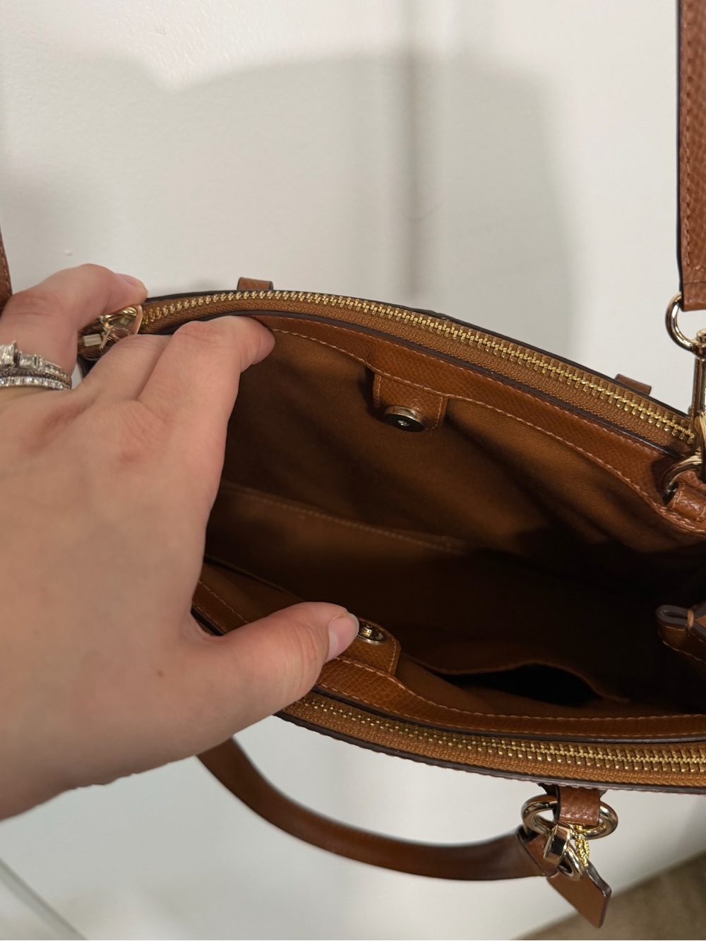 Coach Tan Pebbled Leather Tote with Gold Hardware - Picture 8 of 10
